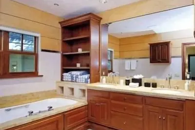 Image de 4 Bedroom 4 Bath, Home Aspen Cor