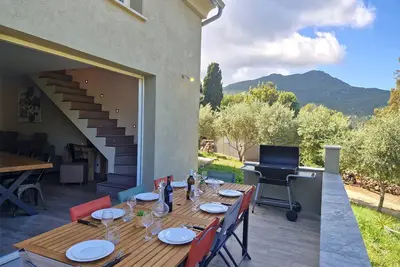 Image de Villa de Standing Spacieuse et Confortable Entre Saint-florent et Bastia