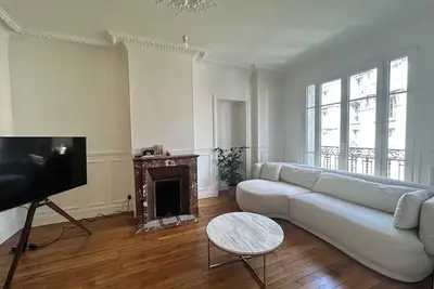 Image de Appartement 80m2 plein centre Paris, 15ème