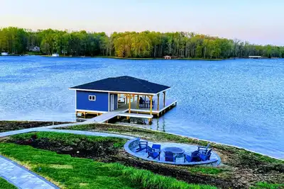 Image de Lakefront Lake Anna - Dock, Beach, Views, Hot Tub