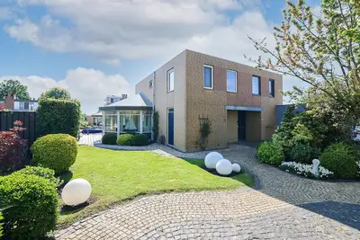 Image de Magnifique maison de 2 chambres à.