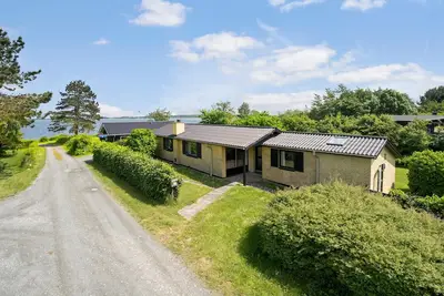 Image de Maison confortable à Mesinge avec WiFi