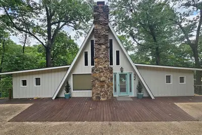 Image de Cove Castle at Monkey Island, Ok on Grand Lake\n5 min to Shangri-La Golf Courses