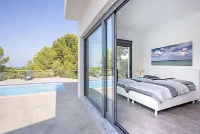 Image de Maison de vacances 'Ferienhaus Deluxe Villa Perseu' avec vue sur la mer, Wi-Fi et climatisation