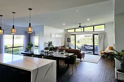 Image de Charming on Cormorant