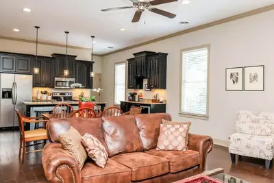 Image de The Gallery by Apex Short Term Stays