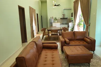 Image de 4 Br Hotel-Like Home w/ Ice Maker + Steam Iron