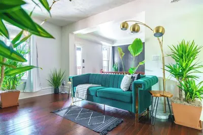 Image de Short North/Downtown | Steps to High St | Walk to Convention Ctr | 5. 8k+ Reviews