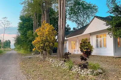 Image de A cozy 4-bedroom house for up to 8 people, near Suratthani Railway Station.
