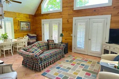 Sunset Cove Cabin Sum