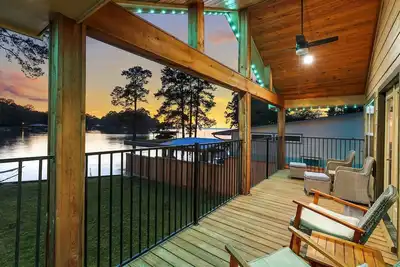 Sunset Cove #2 - Lakefront Retreat With Spectacular Sunset Views! ! !