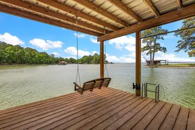 Image de Sunset Cove #1 - Lakefront Retreat, Waterfront with Spectacular Sunset Views!