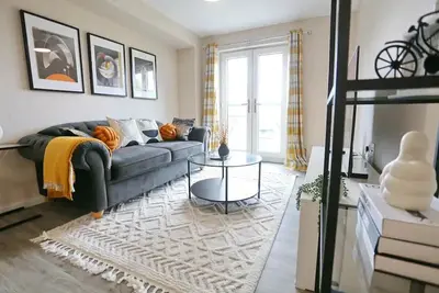 Image de Pass the Keys | Free Parking New Build Mins From Manc & Old Traff