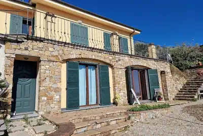 Image de Appartement de vacances pour 4 personnes env. 90 qmà Imperia, Riviera italienne (Côte ouest italienne)