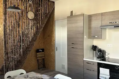 Image de Logement Près de la Gare Dangoulême Idéal Possibilité de Louer une Voiture