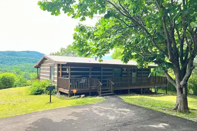 3 Bed 2 Bath With Moutain Views In Townsend Tn Close To Cades Cove