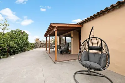 Image de Maison de vacances 'El Portillo 2' avec vue sur les montagnes, terrasse privée et Wi-Fi