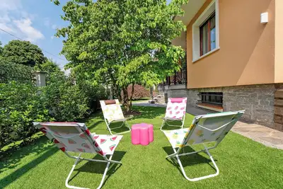 Image de Maison de vacances 'La Casa Dei Girasoli' avec terrasse privée, Wi-Fi et climatisation