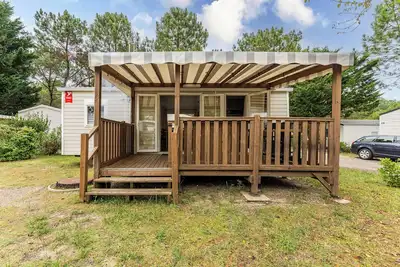 Image de Appartement '2 Chambres Avec Clim' avec piscine partagée, terrasse privée et climatisation