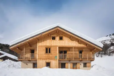 Image de Chalet 'Evasion - 6 Personnes' avec vue sur la montagne, terrasse privée et Wi-Fi