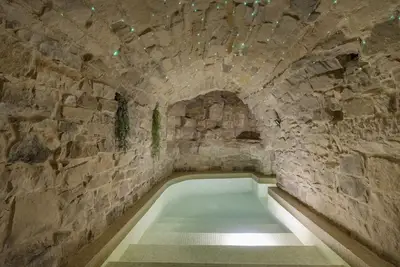 Image de Maison de vacances 'Casa Rural Con Spa En La Bodega' avec vue montagne et Wi-Fi