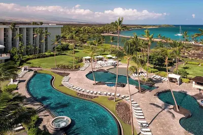 Image de 𝐅𝐢𝐧𝐝𝐢𝐧𝐠 𝐌𝐞𝐢𝐥𝐢 Gorgeous Waikoloa Ocean Club+Amenities. 2br