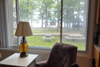 Image de Cozy Loft Cottage on Hubbard Lake