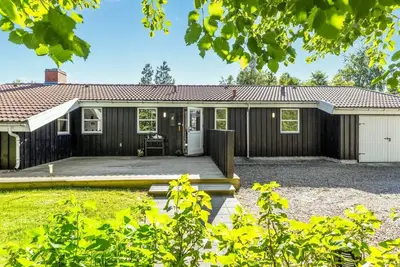 Image de \"Olli\" - 600m from the sea by Interhome