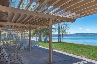 Image de Private Beach Escape: Quaint Bear Lake Gem!
