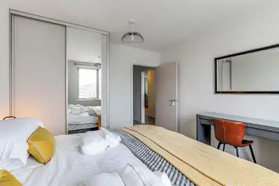 Image de Close to Canning Town Station, O2 Arena, Excel Centre & London City Airport. \n