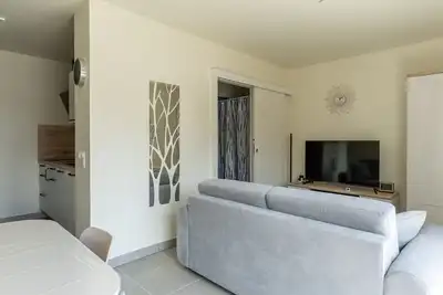 Image de Bel appartement neuf à Mimizan Plage, 400m de l'océan, 2 étoiles, 4 pers, parking, balcon, tout équipé