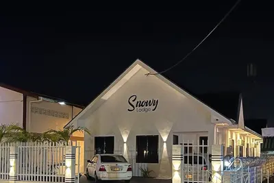 Image de Fully airconditioned & luxurious apartments – Discover Snowy Lodge – Streetview!