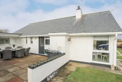 Image de Didaro, pet friendly, country holiday cottage in Trearddur Bay