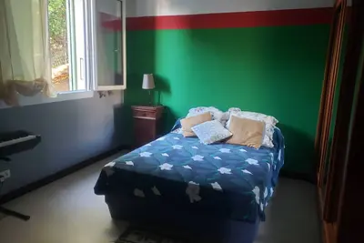 Appartement climatisé, Rdc villa, jardin arboré, parking, près centre Bastia.