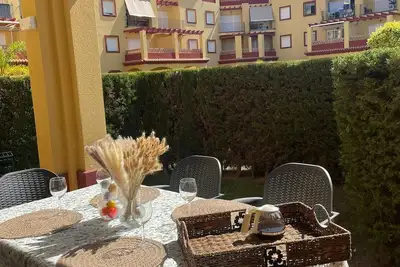 Image de Apartment con Jardín a 15 m de la Playa, Algarve y Golf. Piscina, Padel y bbq