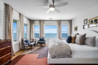 Image de Northshore Beach Estate Salt water pool & Hot Tub