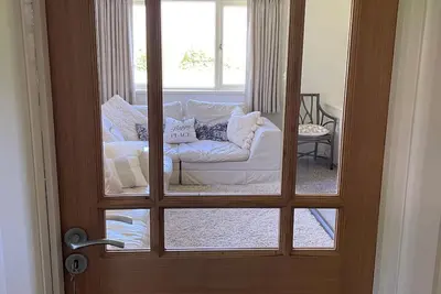 Image de Relax at the cottage 10 min drive from Dingle and stroll to the strand.