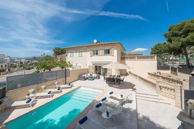 Image de Belle maison à Muro avec WiFi