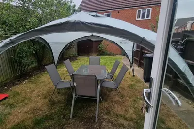 Image de 3 Bedroom House - Milton Keynes - Countess Plaza