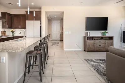 Image de Quiet House with Mountain Views