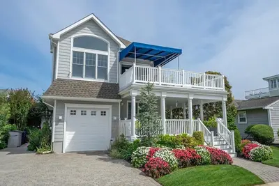 Image de Beautiful Private Pool a short walk to the Beach