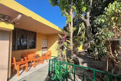 Image de Hermosa Cama Amplia en la Ciudad