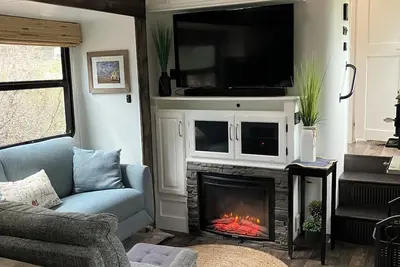 Image de Forest Glamping and Free eggs!