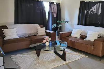 Image de Awsome Prime Location Town House with Heated Spa nearby lake taupo & Cbd