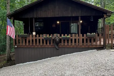 Image de Newly renovated 2 bedroom cabin near Cave Run Lake & Red River Gorge