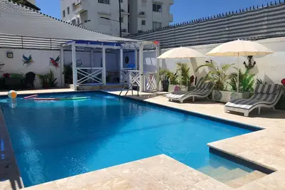 Image de Private Family Villa for 12 people one block from beach