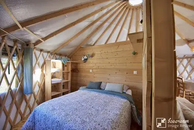 Image de Yourte lumineuse, calme, à 5 min plage en Baie de Quiberon & Golfe du Morbihan