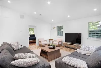 Image de Modern Backyard Casita