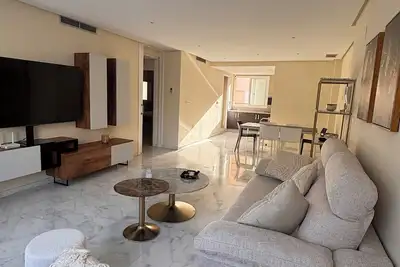 Image de Grand appartement équipé luxueux et familial dans complexe de golf 18 trous