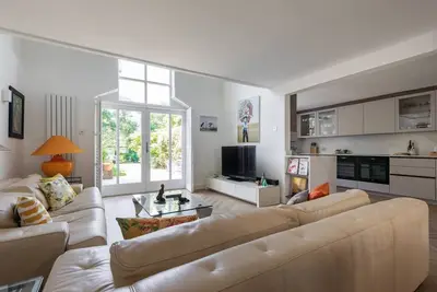 Image de West Heath Road by onefinestay